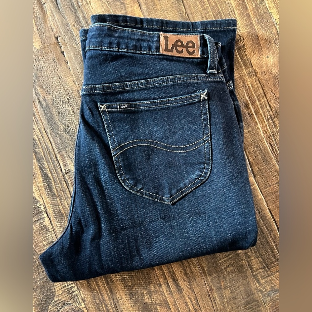 Womens Lee boot cut mid rise jeans size 12